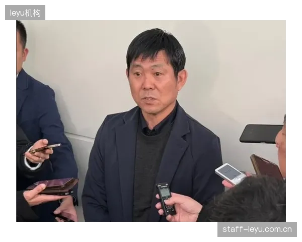 身高1米90的中卫町田浩树入选，他将是森保一为应对欧美强队高中锋战术准备的奇兵。
